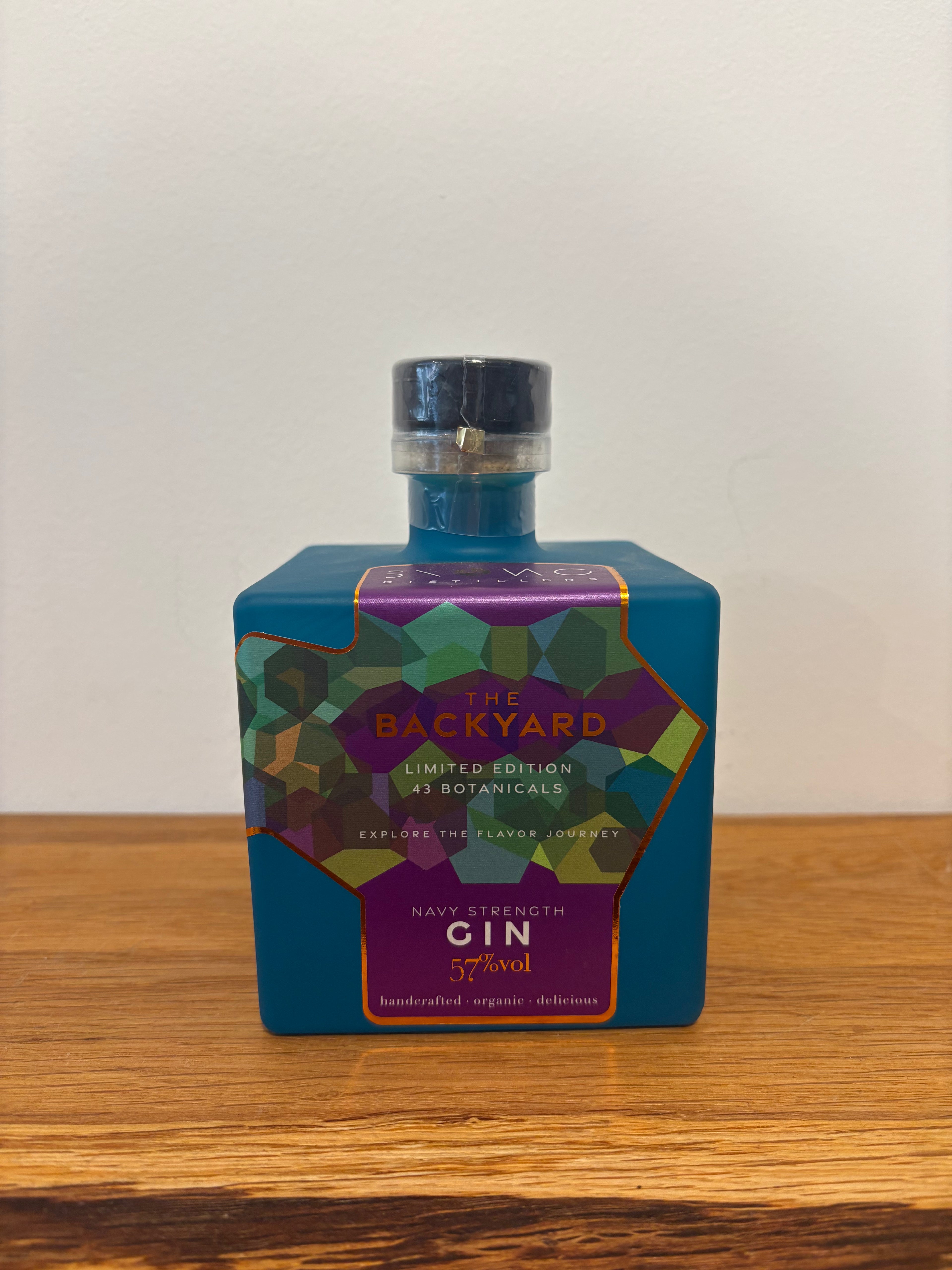 Snowo Backyard Gin